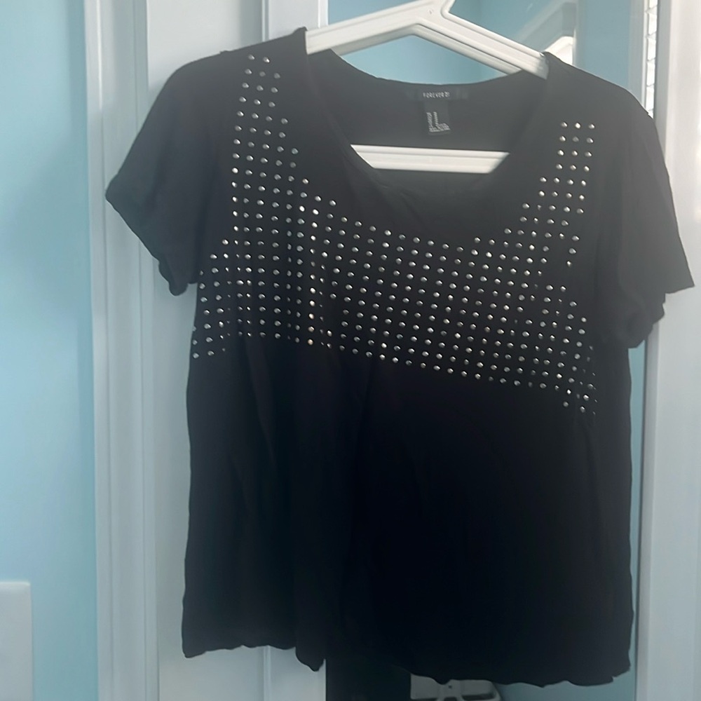 Black Forever 21 shirt
